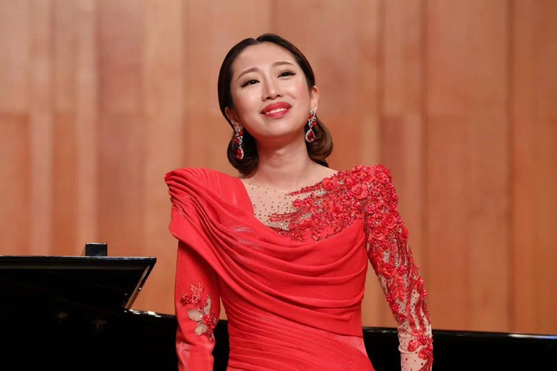  p data-id="gnwsx856s6">黄璐,中国青年抒情花腔女高音歌手,出生于