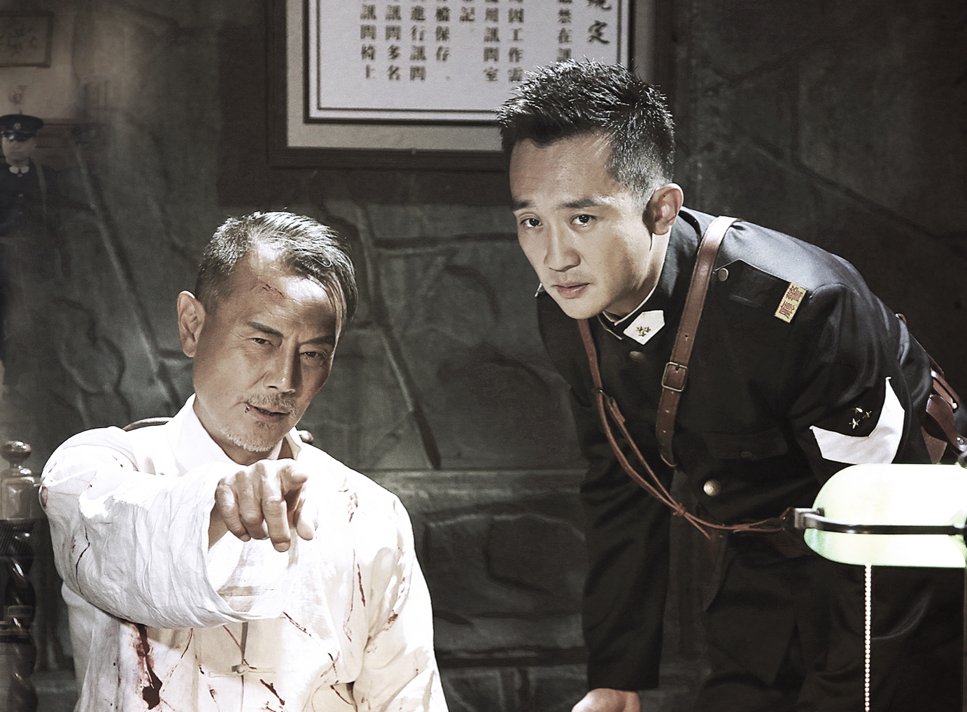  p>《枪口》是由中央电视台,西安电视台艺术中心有限公司等联合出品