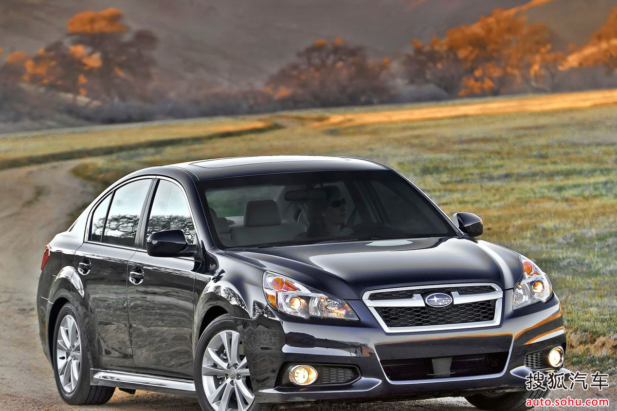  p>斯巴鲁力狮是一款兼顾日常行驶性能和舒适性的汽车,吸收了斯巴鲁