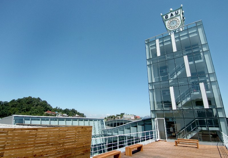  p>中央大学(               ,chung-ang university)是 a target="