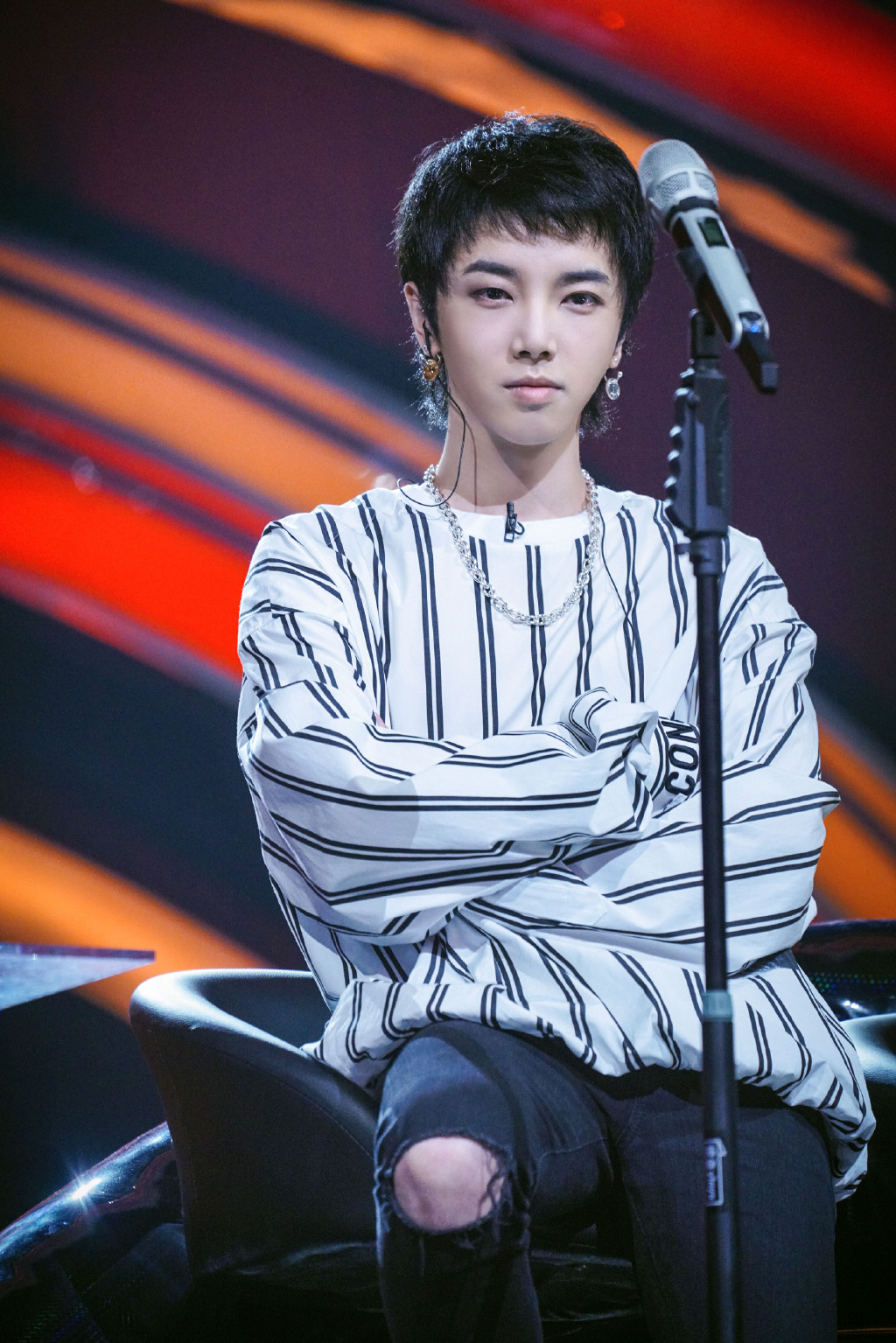  p>华晨宇,1990年2月7日生于湖北省十堰市,中国内地流行乐男歌手,作曲