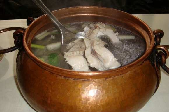 抚仙湖铜锅鱼