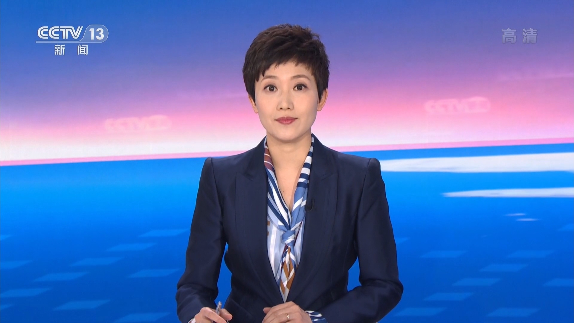  p>郑天亮,女,1978年11月28日出生于山东省烟台市,1997年考入 a