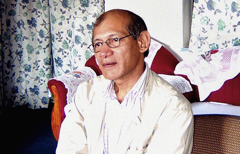  p>查尔斯·索佩拉杰 i>(charles sobhraj,外号"毒蛇") /i>,男,具有