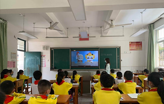 夏道中心小学