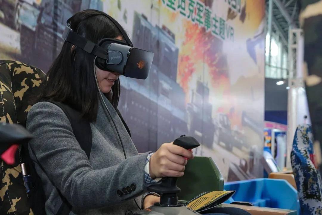 中国潮玩要逆天，快请中国制造来改命_百科TA说