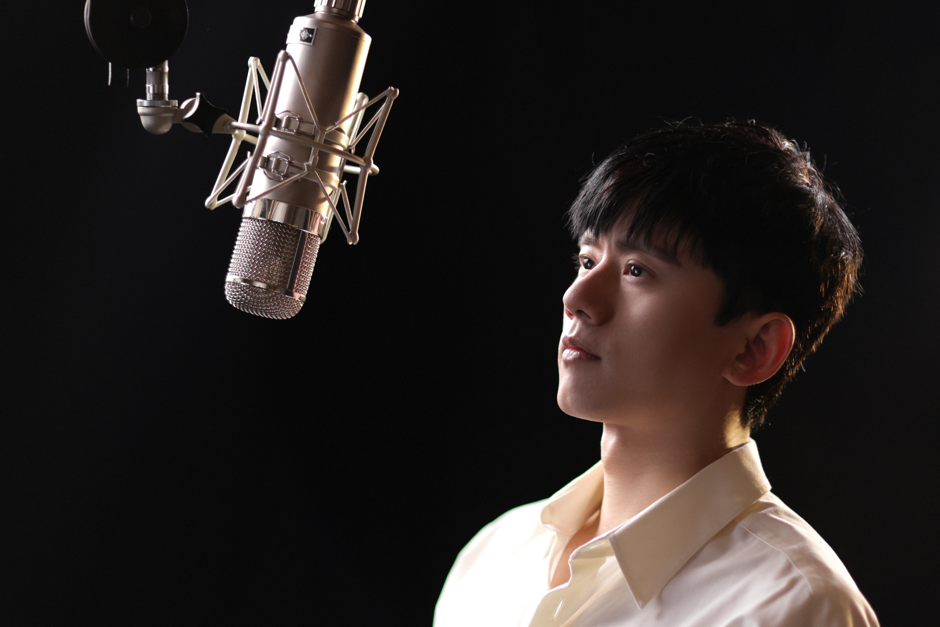 iraeicva">《年轻人》是<a target="