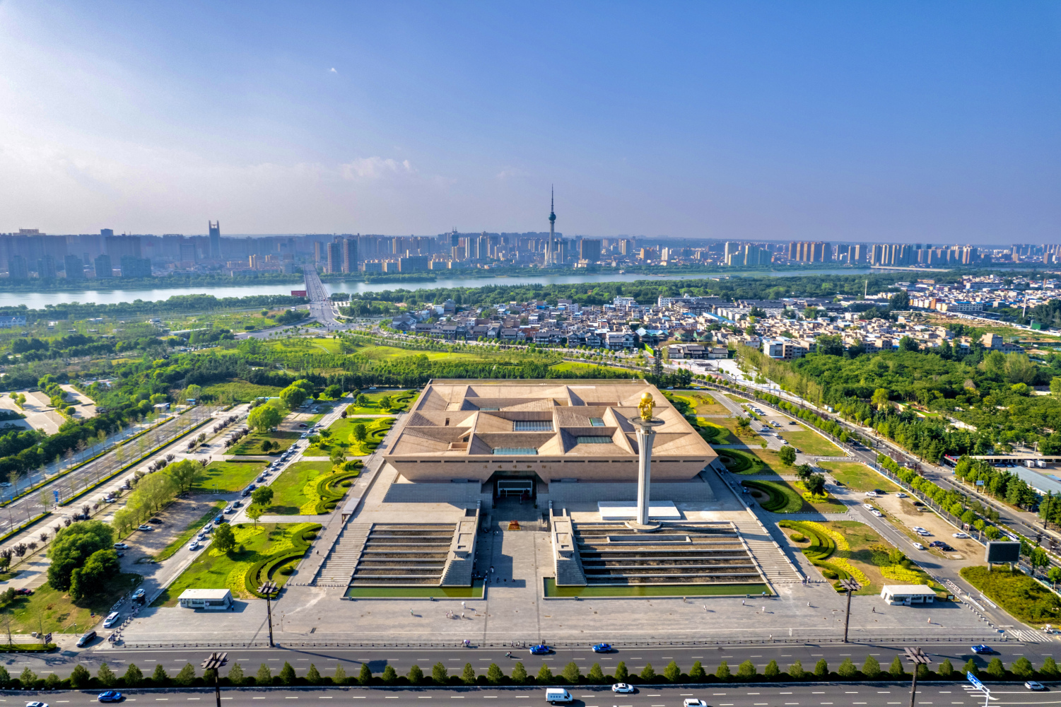 洛阳市博物馆新馆 潘建勋/摄