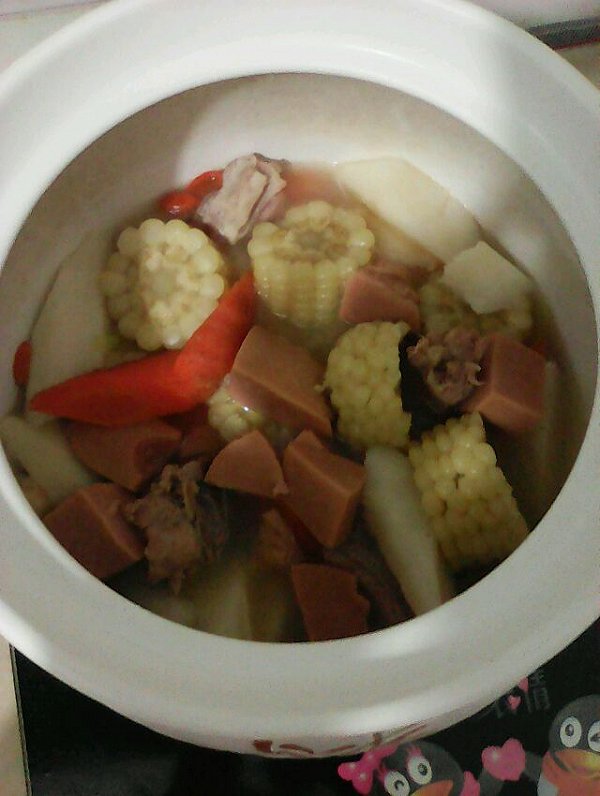  p>火腿山药排骨汤是排骨菜汤的一种,以 a href="#" data-lemmaid="