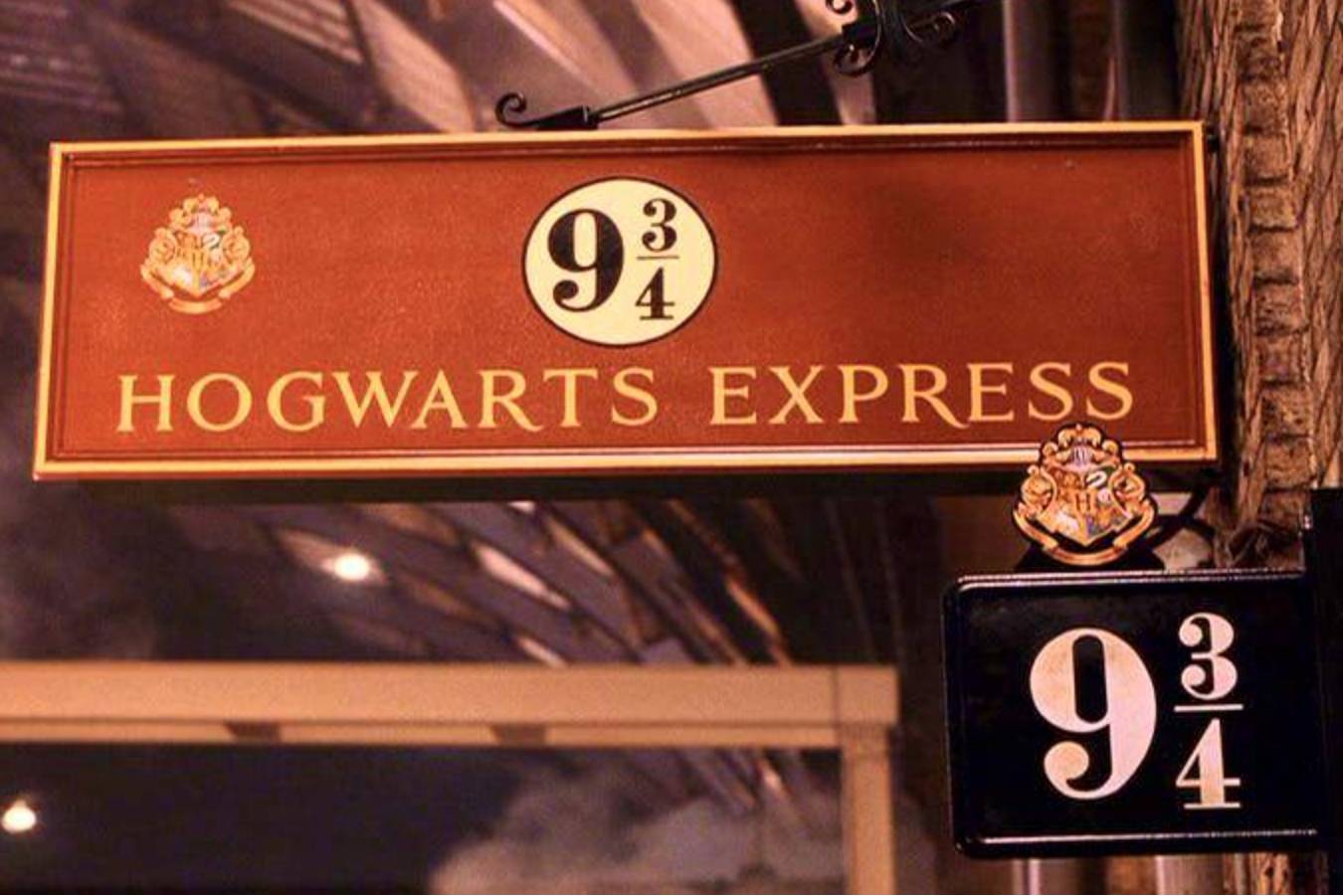 九又四分之三站台