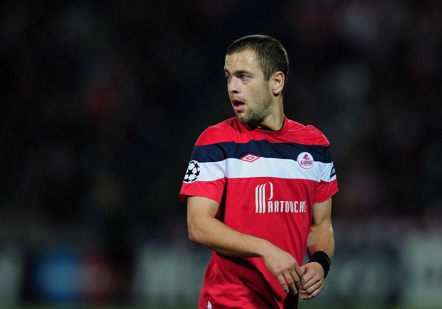  p data-id="gnwhmog04p">乔·科尔(joe cole),1981年11月8日出生于 a