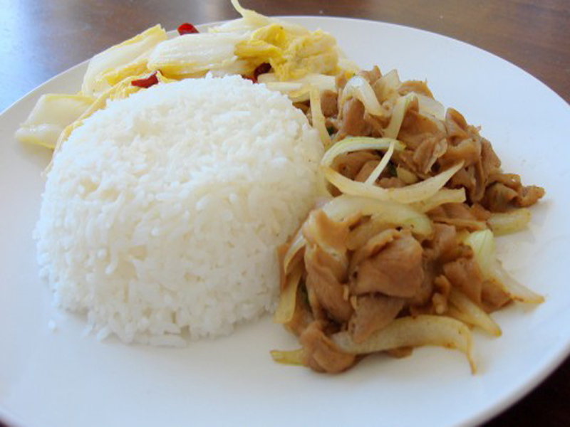 呛炒大白菜双拼饭