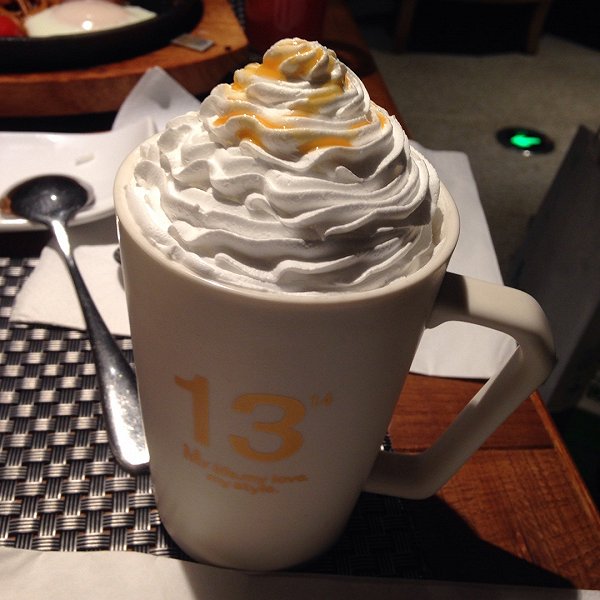  p>摩卡奶油杯是一道由咖啡粉等食材制成的食品. /p>