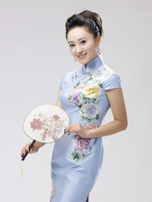  p data-id="go0ajxk3e7">周旋,出生于 a target="_blank" href="
