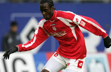  p>奥托·阿多(otto addo),1975年6月9日出生于德国汉堡,拥有加纳和