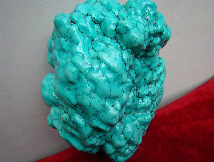 lemmaid="9729175">欧美 /a>传说中代表十二个月出生的人们的诞生石