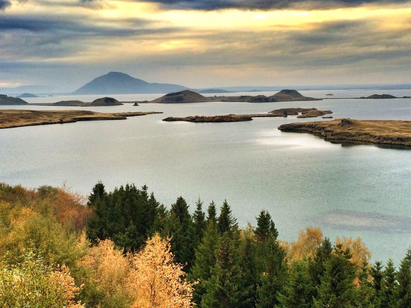  p data-id="gnay00ll7y">米湖(m  vatn)位于