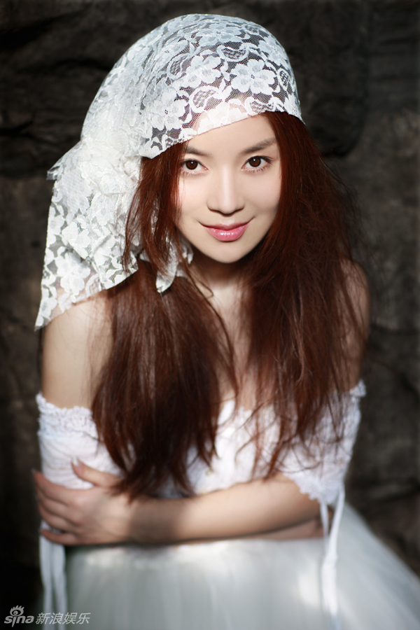  p data-id="gnx7cmccjg">嘉妮,中国内地 a target="_blank" href="