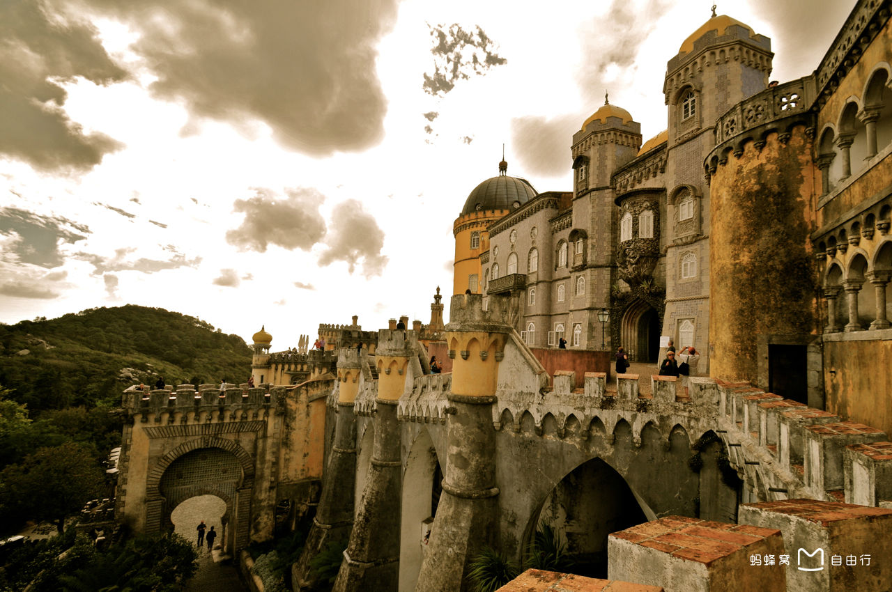  p>佩纳宫(palacio da pena)是 a target="_blank" href="/item