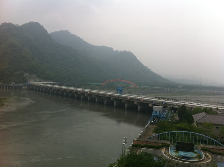  p data-id="gnwgpm0js1">浊水溪,是中国台湾省最长的河流.