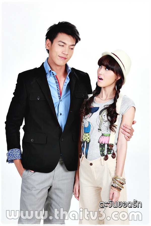  p>《艳阳爱恋》是由 a href="#" data-lemmaid="54129802">艾卡彭