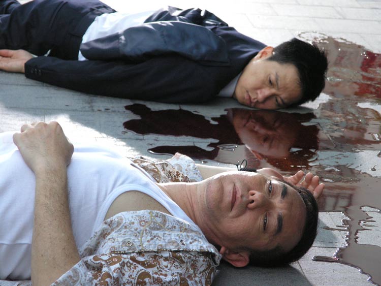  p>《寄生人》是由何平执导, a href="#" data-lemmaid="46255">