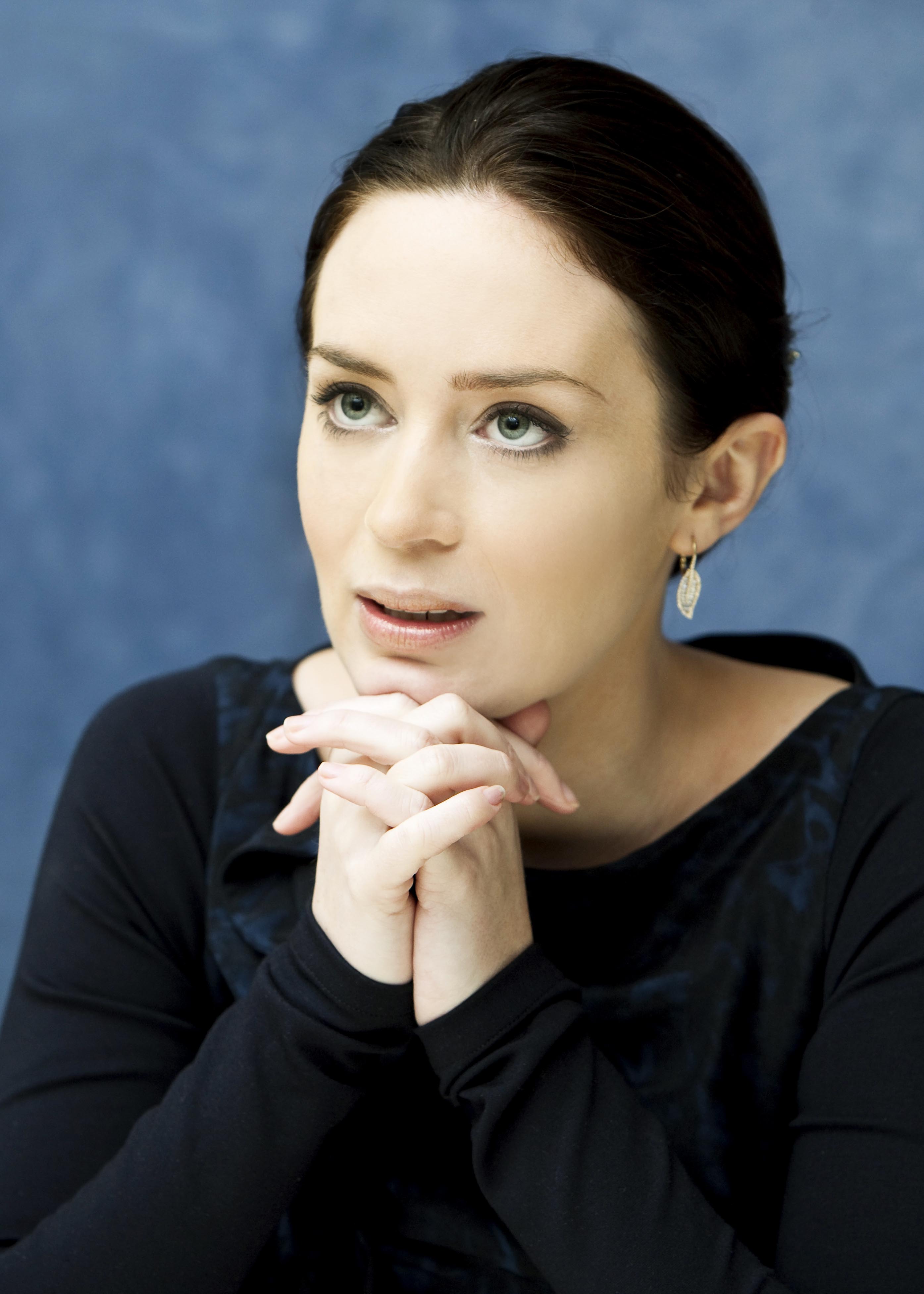 (emily blunt),1983年2月23日出生于英国伦敦旺兹沃思区,英国影视演员