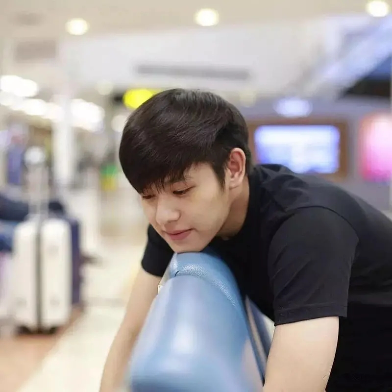  p>普利姆·拉达纳让瓦塔那(pluem),1997年5月21日出生于泰国清迈