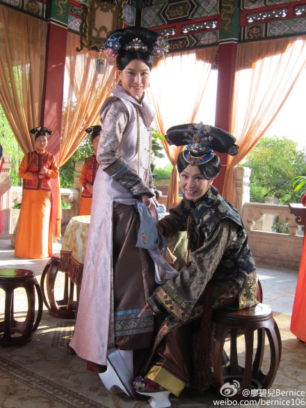  p>《大太监》是2012年香港电视广播有限公司制作的清装宫廷电视剧,由