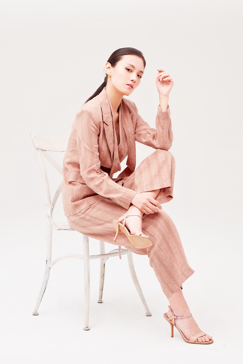  p data-id="gnapu65d8g">吴了了,女,中国内地女演员.