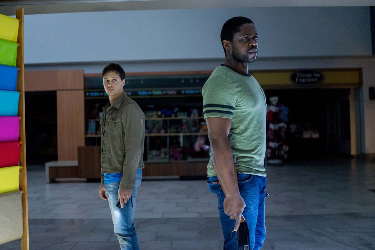  p>《迷雾 第一季》 i>(the mist) /i>,是由 a target="_blank" href=