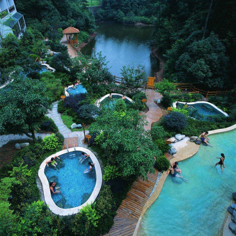 峨眉山红珠温泉