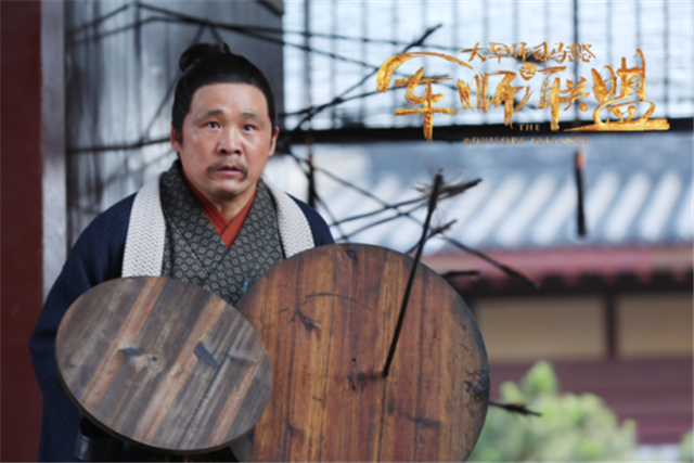  p>来喜,原名许玉军,出生于山东省临沂市费县,中国大陆男演员,空政