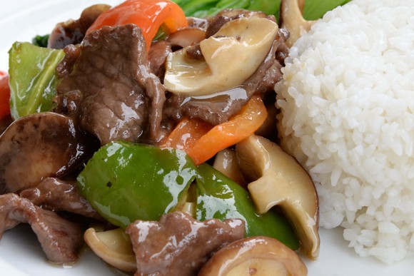 鲜菇牛肉饭