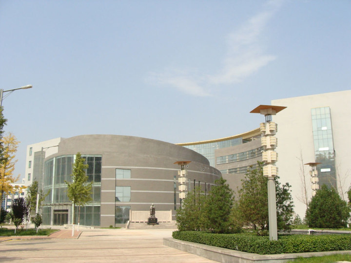 介休市第一中学校