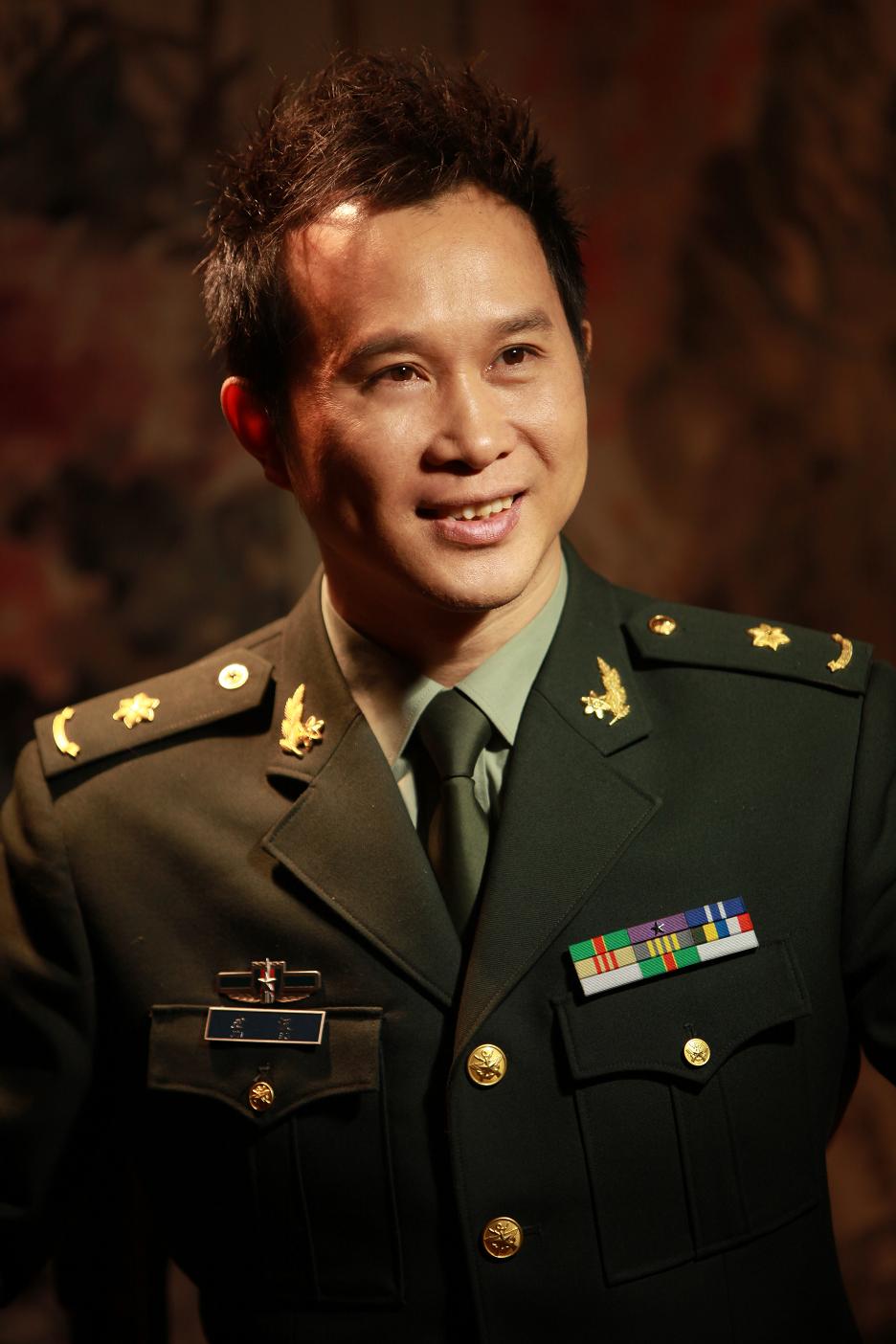 好妈妈》是由著名歌唱家 a target="_blank" href="/item/金波/28255"