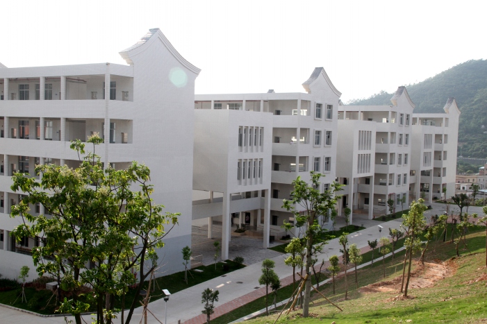 东莞第八高级中学