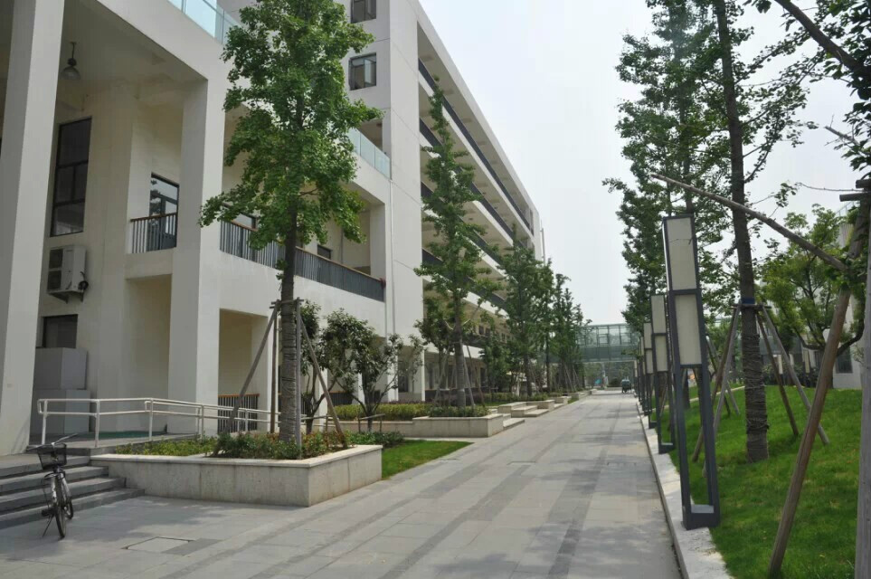 上海市嘉定区第一中学