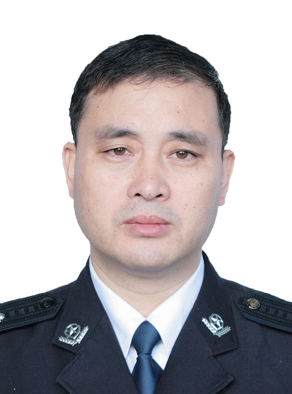  p>邓胜明,现任重庆市监狱管理局二级巡视员. /p>