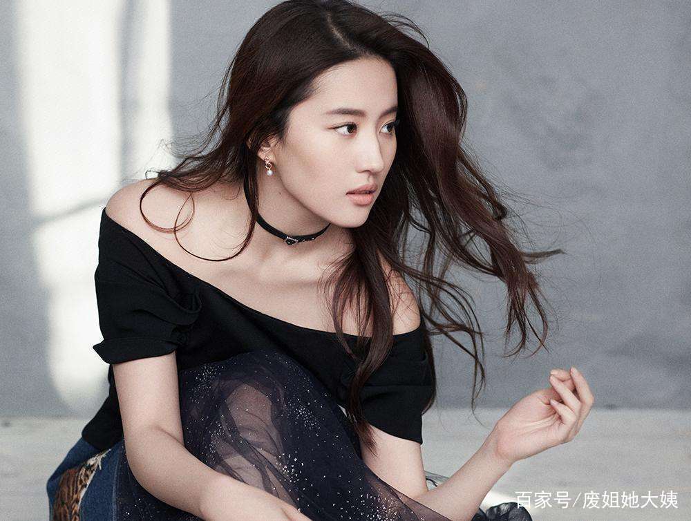 十五岁就铸就经典，人世间的真仙女，刘亦菲如今实力转型_百科TA说