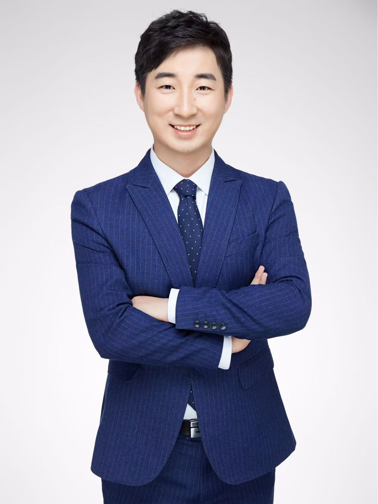 男,山东淄博人,初高中英语教师,北京林业大学硕士,高途初中英语学科