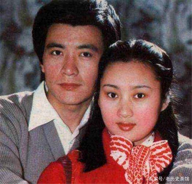 “荧幕第一男神”周里京的不幸人生_百科TA说