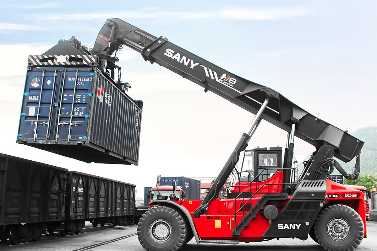 集装箱正面吊运起重机