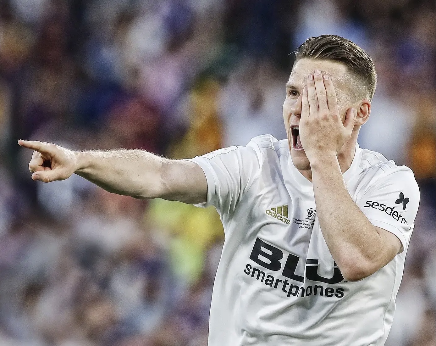  p data-id="go0eq7sn3b">凯文·加梅罗(kévin gameiro),1987年5月9