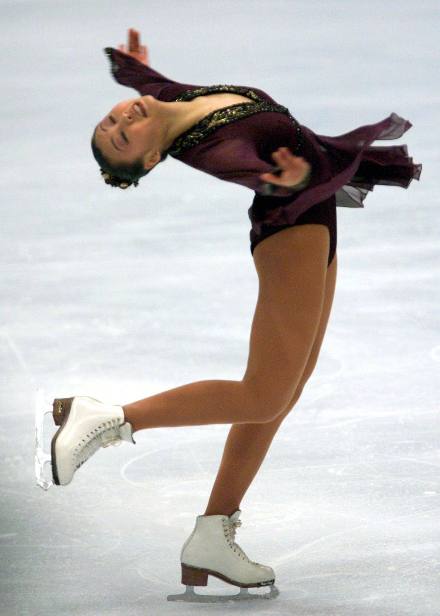 f1ei">陈露,1976年11月24日出生于吉林省长春市,中国前花样滑冰运动员