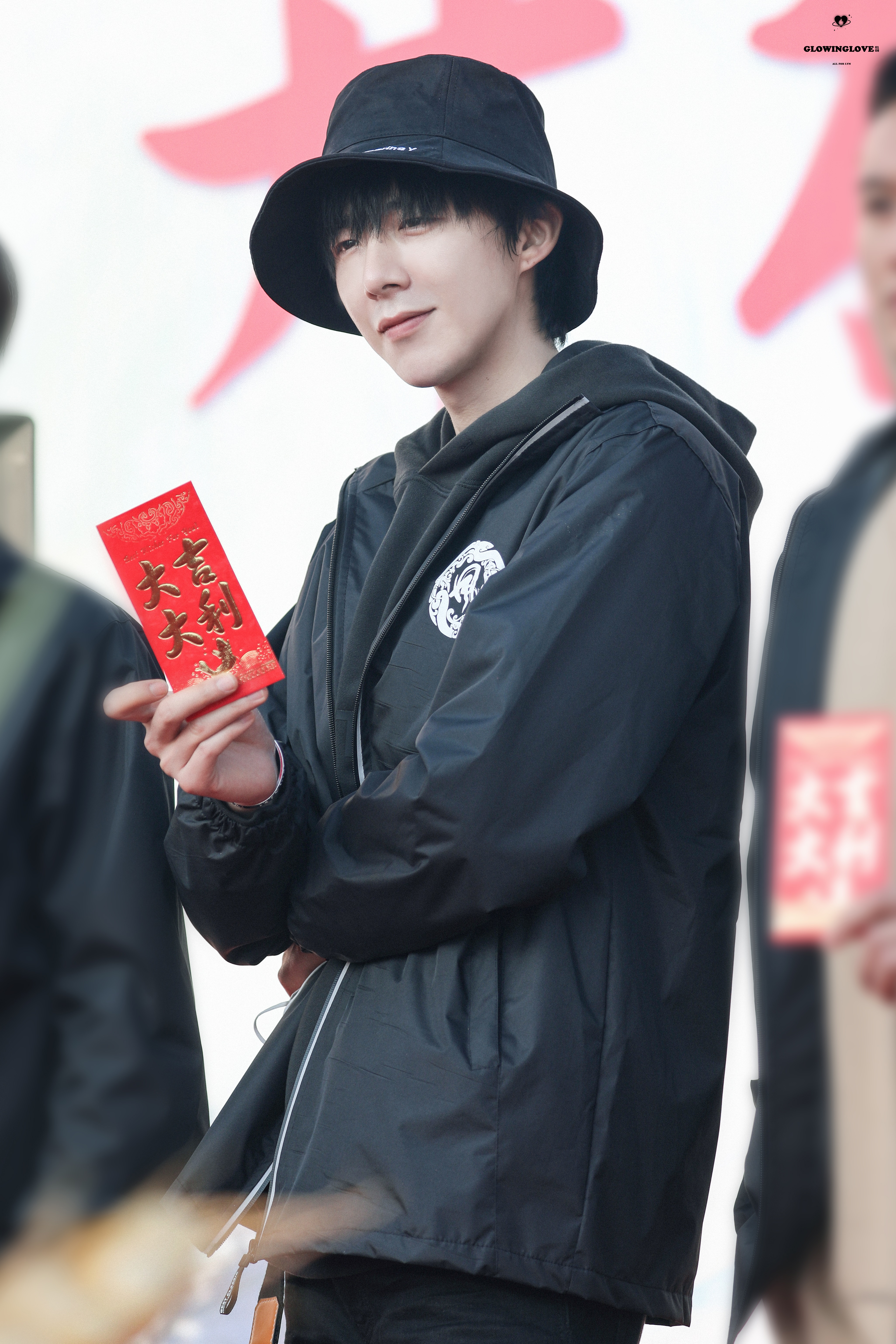  p>《说英雄谁是英雄》是由 a target="_blank" href="/item/李木戈