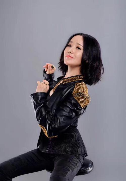 斯琴格日乐