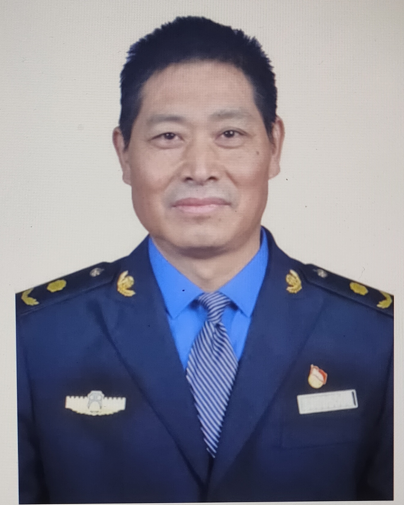 lemmaid="1212145">霍邱县城市管理行政执法局 /a>党组成员,副局长