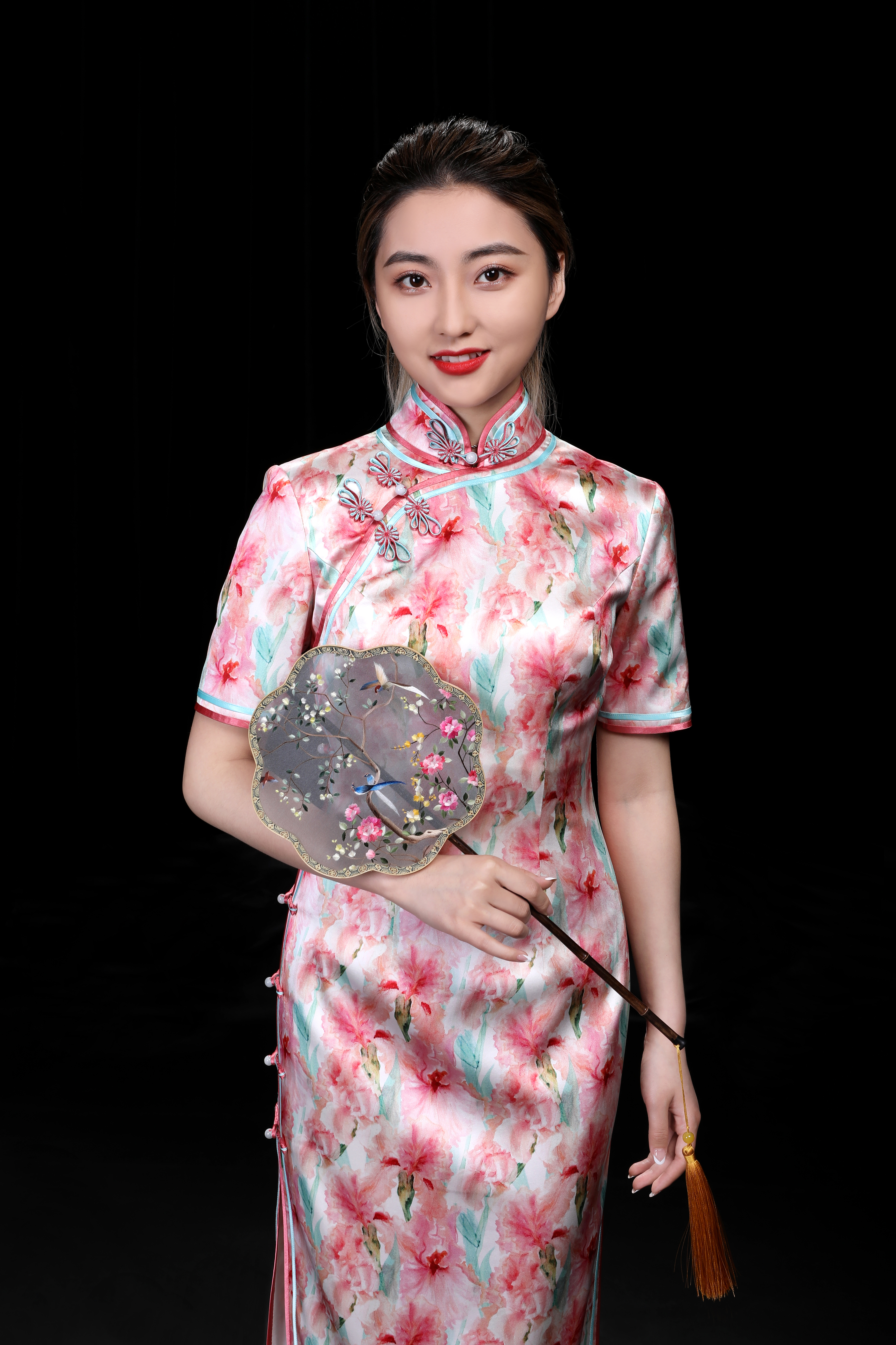 "sbdp5i5voatf">果小菁, a target="_blank" href="/item/京剧/75719"