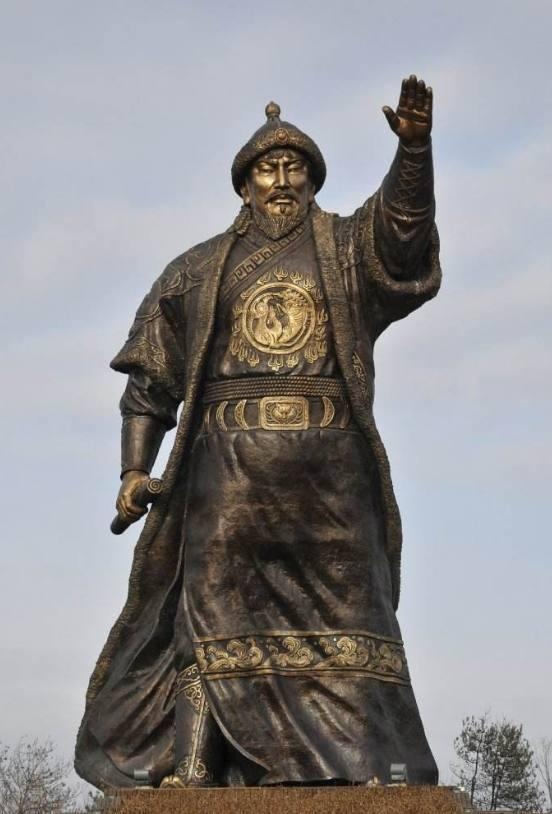 尊号" b>成吉思汗 /b>"(传统蒙古文:         